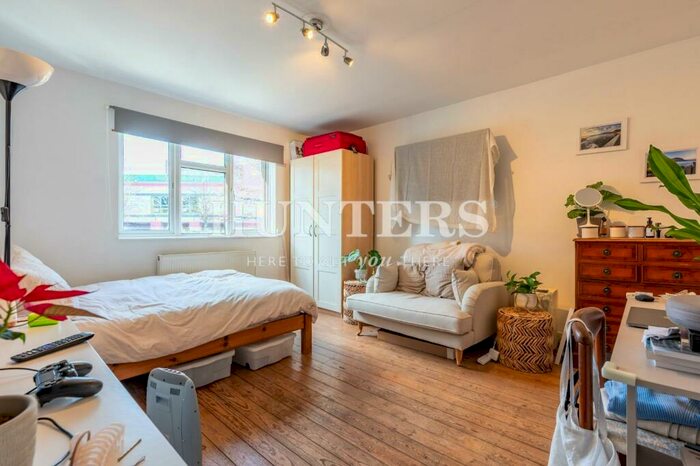 2 Bedroom Flat To Rent In Mildmay Park, London, N1
