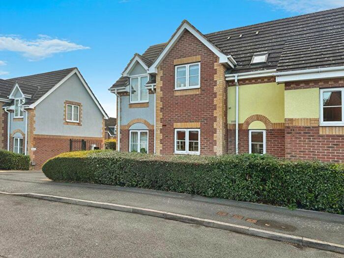 1 Bedroom Flat For Sale In Warren House Walk, Sutton Coldfield, B76