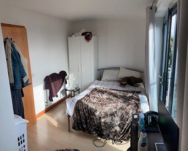3 Bedroom Flat To Rent In Wedmore Street, Holloway, Islington, North London, N19