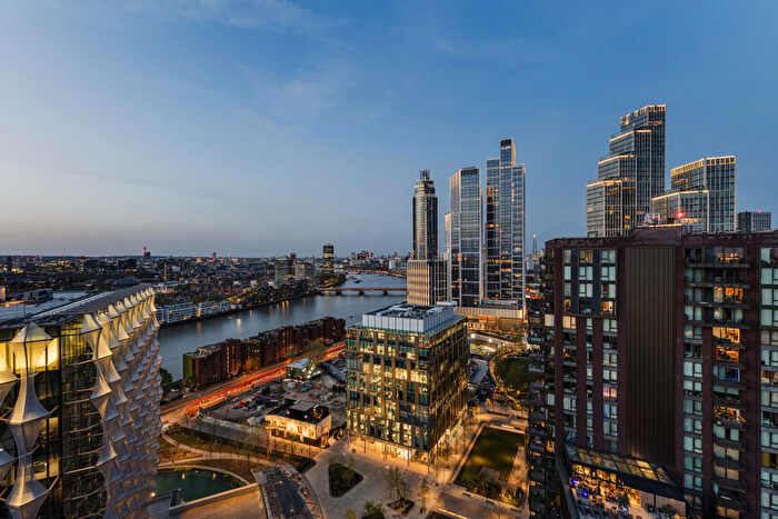 3 Bedroom Penthouse For Sale In Legacy Building, Nine Elms, London, SW11