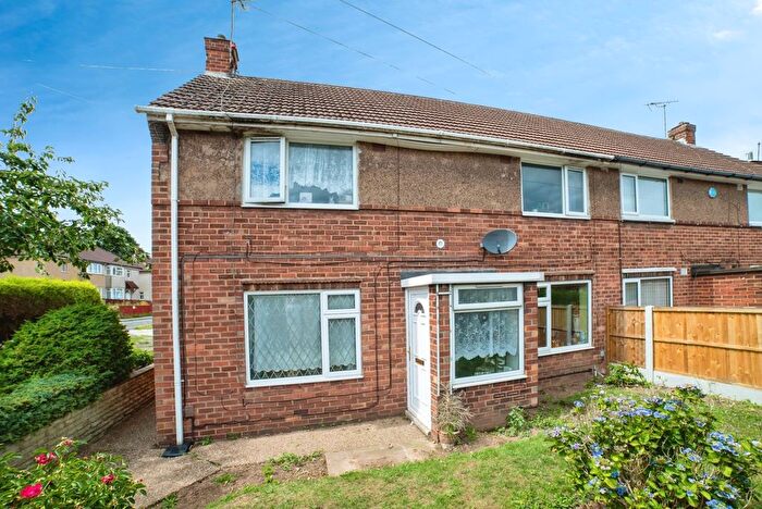 3 Bedroom Semi-Detached House For Sale In Pye Avenue, Mansfield, Nottinghamshire, NG19