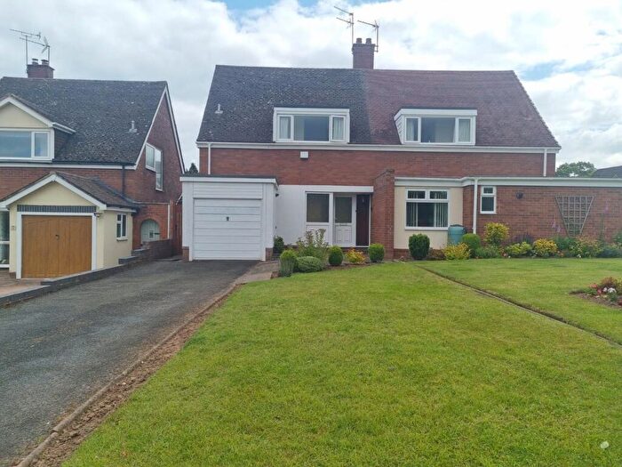 3 Bedroom Semi-Detached House To Rent In The Glebe, Belbroughton, Stourbridge, DY9