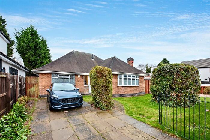 5 Bedroom Bungalow For Sale In Fletcher Road, Beeston, Nottingham, NG9