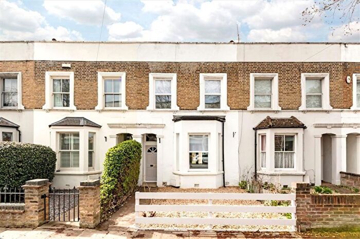 2 Bedroom Property For Sale In Waldegrave Road, Teddington, TW11