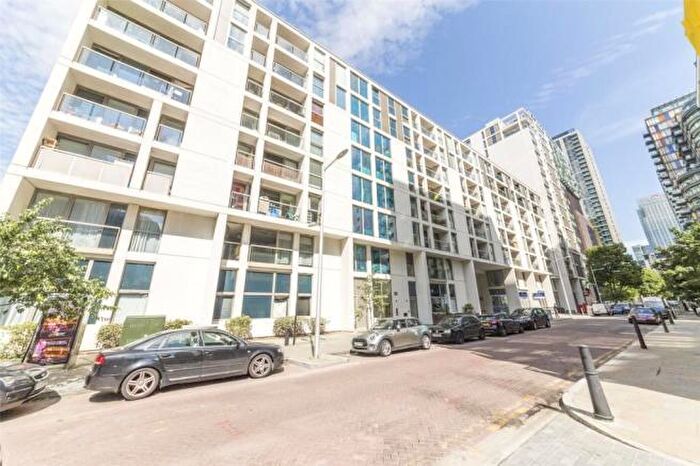 1 Bedroom Apartment To Rent In Westwood House, Millharbour, Canary Wharf, South Quay, London, E14