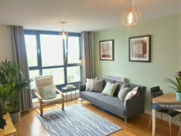 1 Bedroom Flat To Rent In Hallsville Road, London, E16