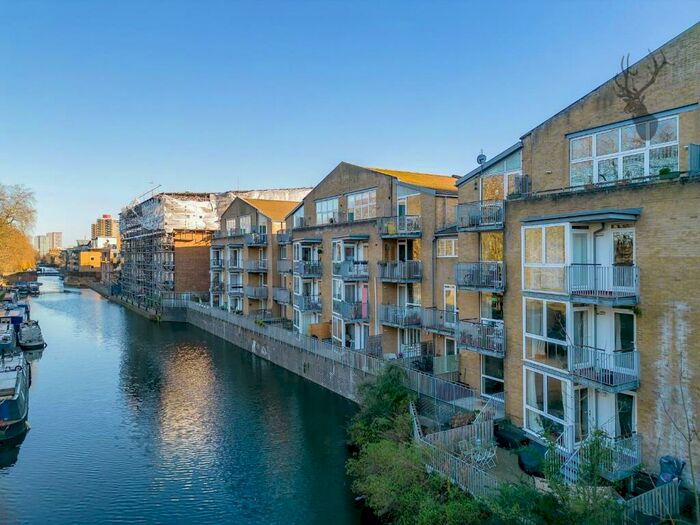 1 Bedroom Apartment To Rent In Printers Mews, London, E3