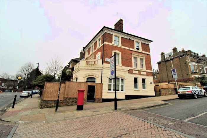 1 Bedroom Flat To Rent In Brecknock Road, Tufnell Park, N19