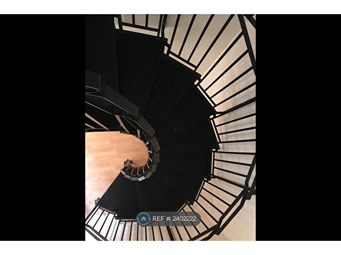 1 Bedroom Flat To Rent In Temple Close, London, E11