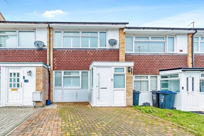 2 Bedroom Terraced House For Sale In Southviews, South Croydon, CR2