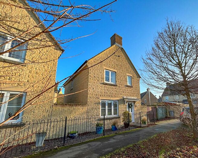 3 Bedroom Detached House To Rent In Harvest Way, Witney, Oxfordshire, OX28