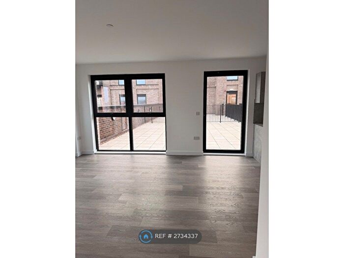 1 Bedroom Flat To Rent In Ordsall Lane, Manchester, M5