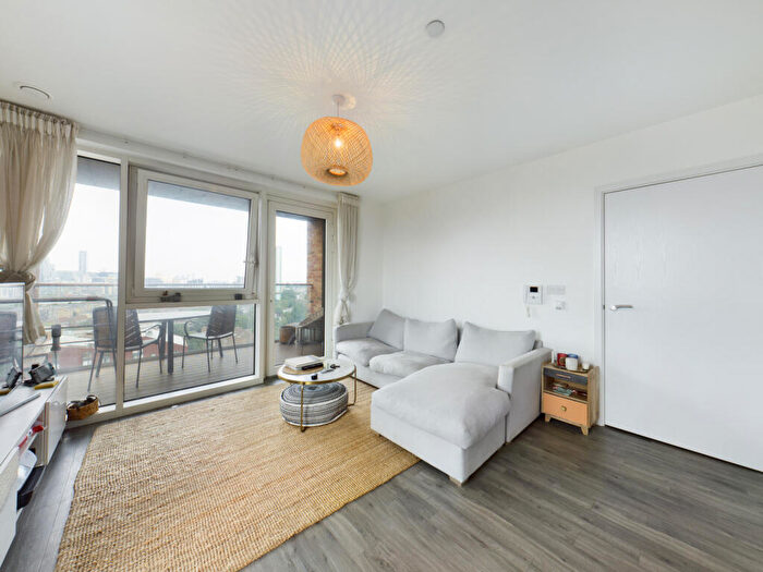 2 Bedroom Flat To Rent In Malmo Tower, Bailey Street, SE8
