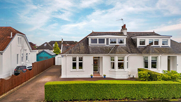 4 Bedroom Semi-Detached Bungalow For Sale In Kessington Drive, Bearsden, G61