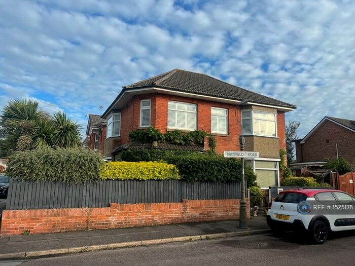 2 Bedroom Flat To Rent In King George Avenue, Bournemouth, BH9