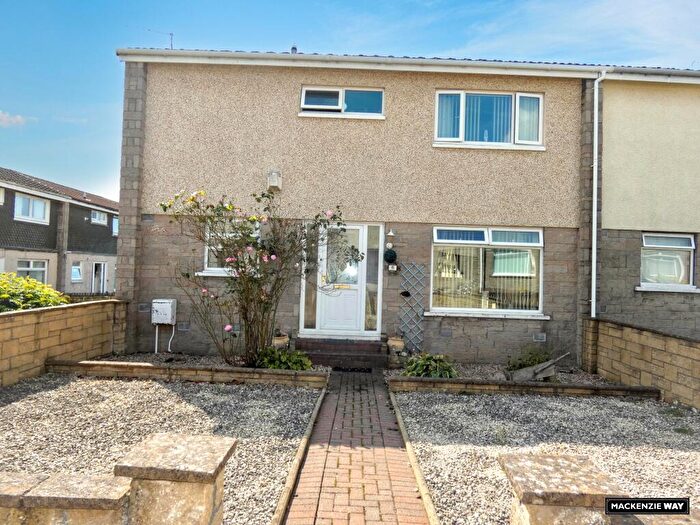 3 Bedroom End Of Terrace House For Sale In Cambuskeith Road, Stevenston, North Ayrshire, KA20