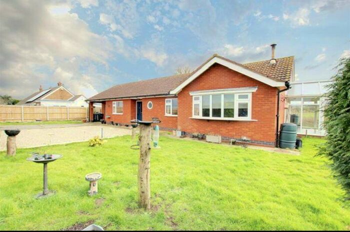 3 Bedroom Detached Bungalow For Sale In Masons Gardens, Theddlethorpe, LN12