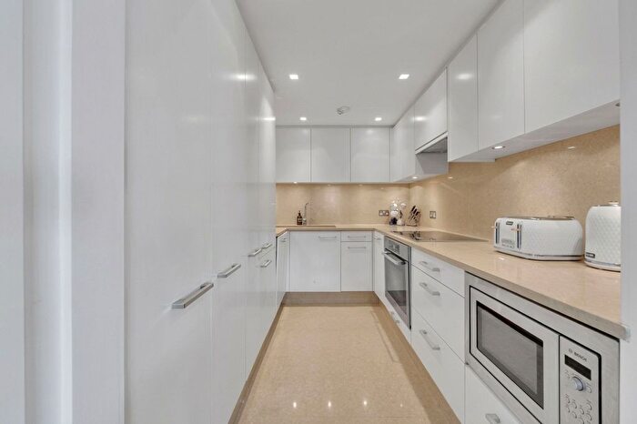 3 Bedroom Flat For Sale In Falmouth House, Clarendon Place, W2
