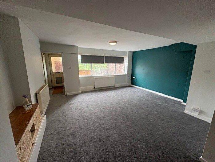 1 Bedroom Flat To Rent In Hanbury Road, CF81