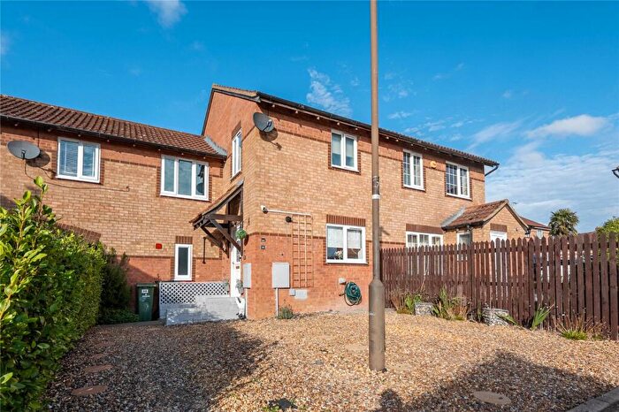 2 Bedroom Terraced House For Sale In Hexham Gardens, Bletchley, MK3