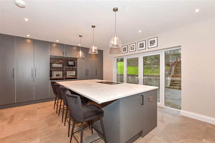 5 Bedroom Detached Bungalow For Sale In Maidstone Road, Borden, Sittingbourne, Kent, ME9