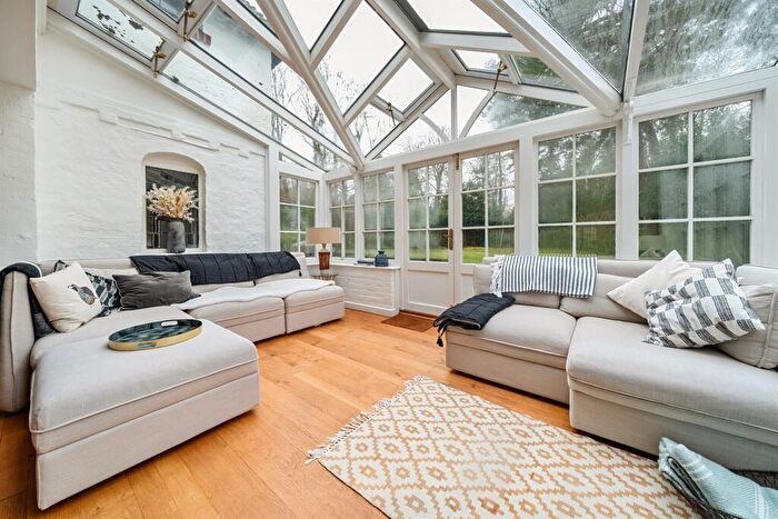 5 Bedroom House To Rent In Threals Lane, West Chiltington, Pulborough, RH20
