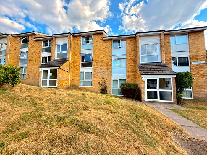 1 Bedroom Flat To Rent In Crofton Way, Enfield, EN2
