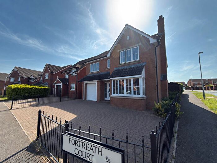 4 Bedroom Detached House For Sale In Portreath Court, Darlington, DL3