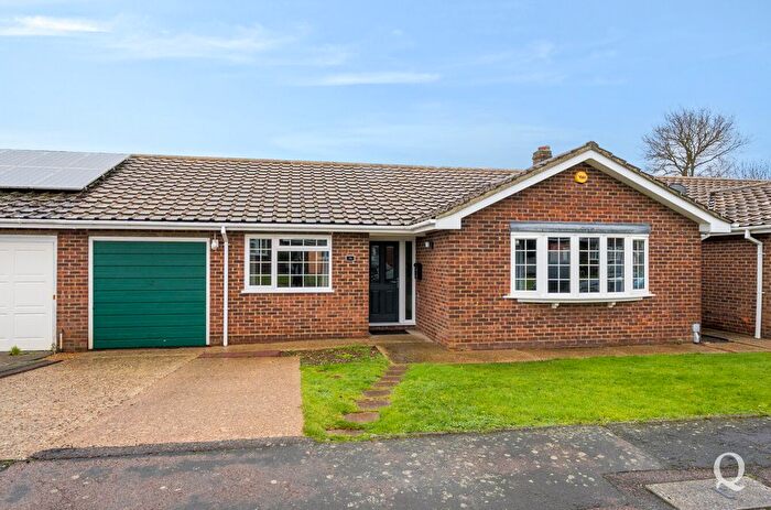 3 Bedroom Bungalow For Sale In Regency Close, West Kingsdown, Sevenoaks, TN15