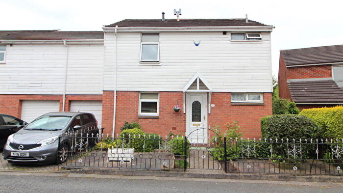 4 Bedroom Semi-Detached House For Sale In The Groves, Kirkby, Liverpool, L32