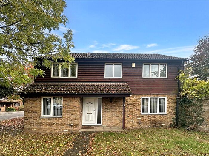 4 Bedroom Detached House To Rent In The Briars, Slough, Berkshire, SL3