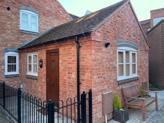 1 Bedroom Bungalow To Rent In Church Street, Atherstone, CV9