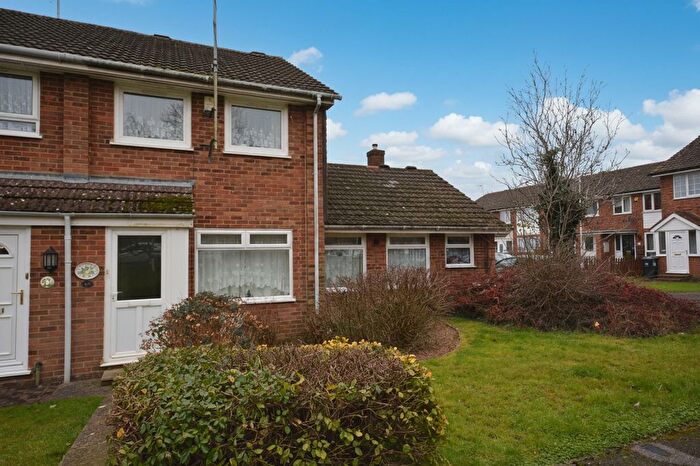 2 Bedroom End Of Terrace House For Sale In Lime Close, Ashford, TN23