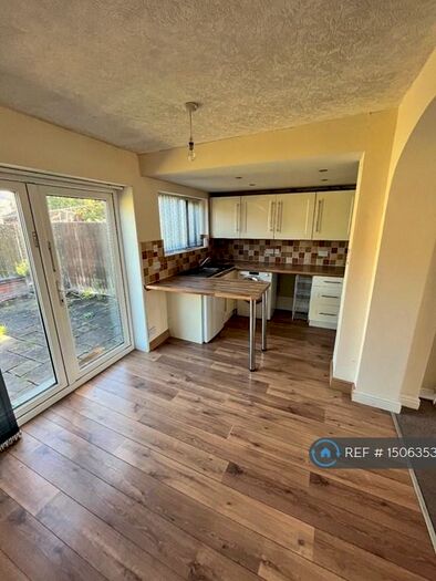 3 Bedroom Terraced House To Rent In Glover Street, Coventry, CV3