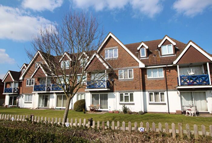1 Bedroom Flat To Rent In Ash Street, Ash, Aldershot, Surrey, GU12