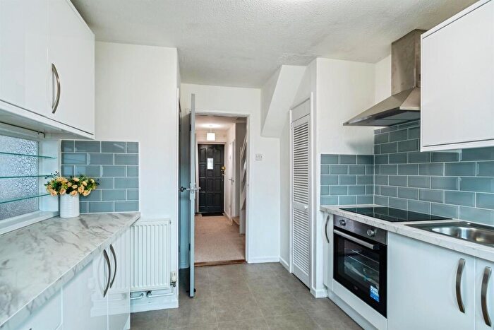 3 Bedroom Semi-Detached House For Sale In Ingram Road, Melksham, SN12