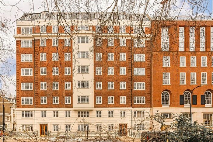 Studio To Rent In Tavistock Square, Bloomsbury, WC1H