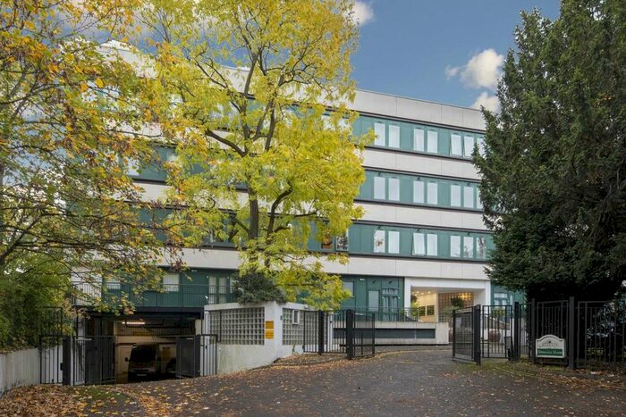 2 Bedroom Flat To Rent In Brunswick Road, London, W5