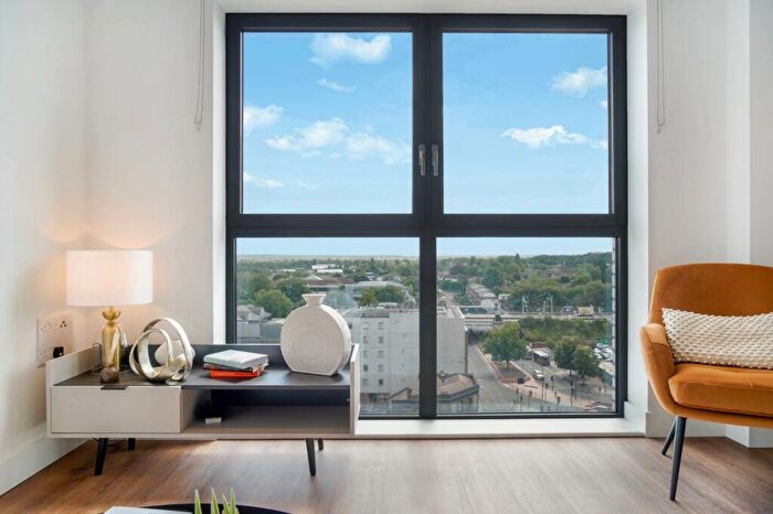 2 Bedroom Apartment To Rent In One Maidenhead, A Garden Boulevard, SL6