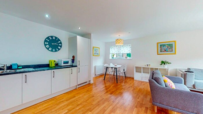 2 Bedroom Flat To Rent In Shrubhill Walk, Leith, Edinburgh, EH7