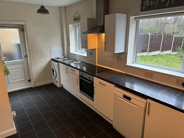 3 Bedroom Semi-Detached House To Rent In Kew Crescent, Charnock, Sheffield, S12