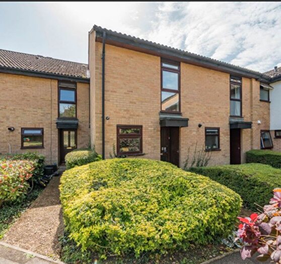 1 Bedroom End Of Terrace House To Rent In Fleetham Gardens, Reading, RG6