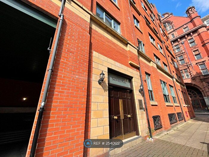 2 Bedroom Flat To Rent In Sackville Place, Manchester, M1