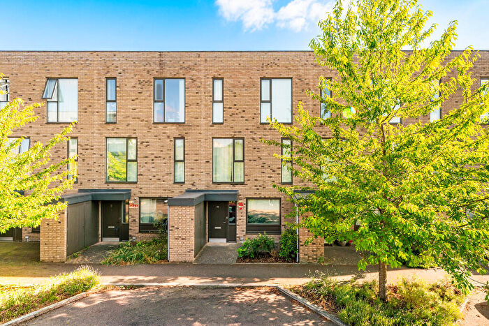 3 Bedroom Terraced House For Sale In Clay Farm Drive, Trumpington, Cambridge, CB2
