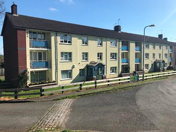 2 Bedroom Flat To Rent In Averill Road, Stafford, ST17