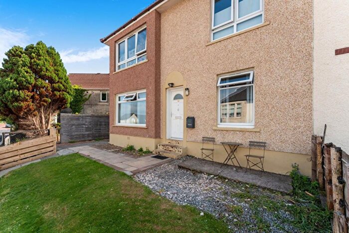 2 Bedroom Flat For Sale In George Street, Largs, KA30