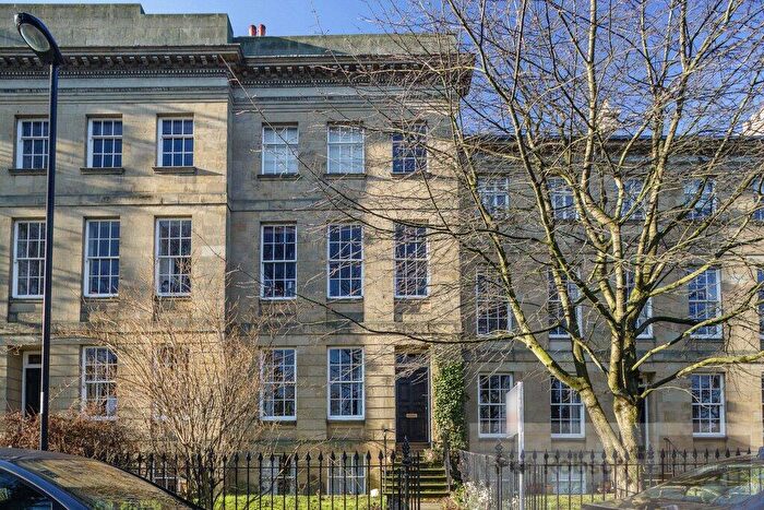 1 Bedroom Apartment To Rent In Leazes Terrace, Newcastle Upon Tyne, NE1