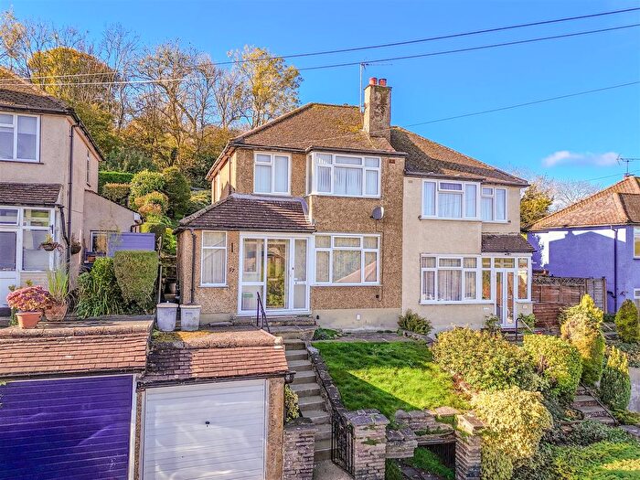 3 Bedroom Semi Detached House For Sale In Newstead Rise, Caterham, CR3