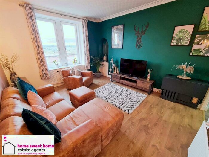 2 Bedroom Flat To Rent In Millburn Road, Inverness, IV2