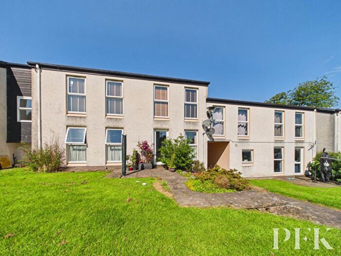 2 Bedroom Flat For Sale In Castlehead Close, Keswick, CA12